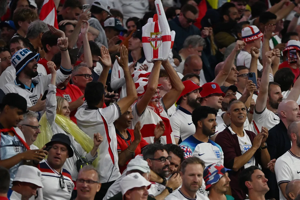 イングランド代表のW杯勝利でネット使用量が爆増、深夜3時のブロードバンド使用量が3倍に
